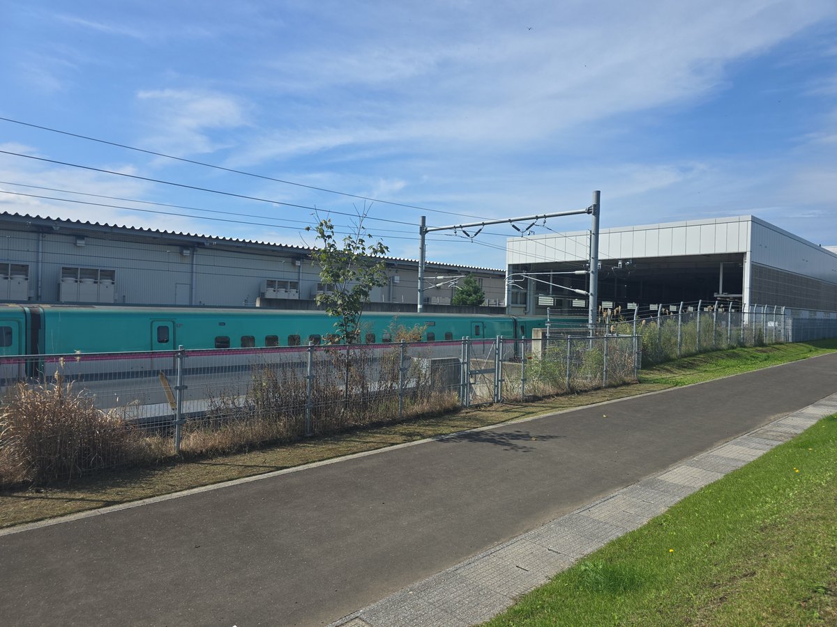gobousan015's tweet photo. 七戸十和田駅到着_(:3｣∠)_ https://t.co/VBYzBWQKni
