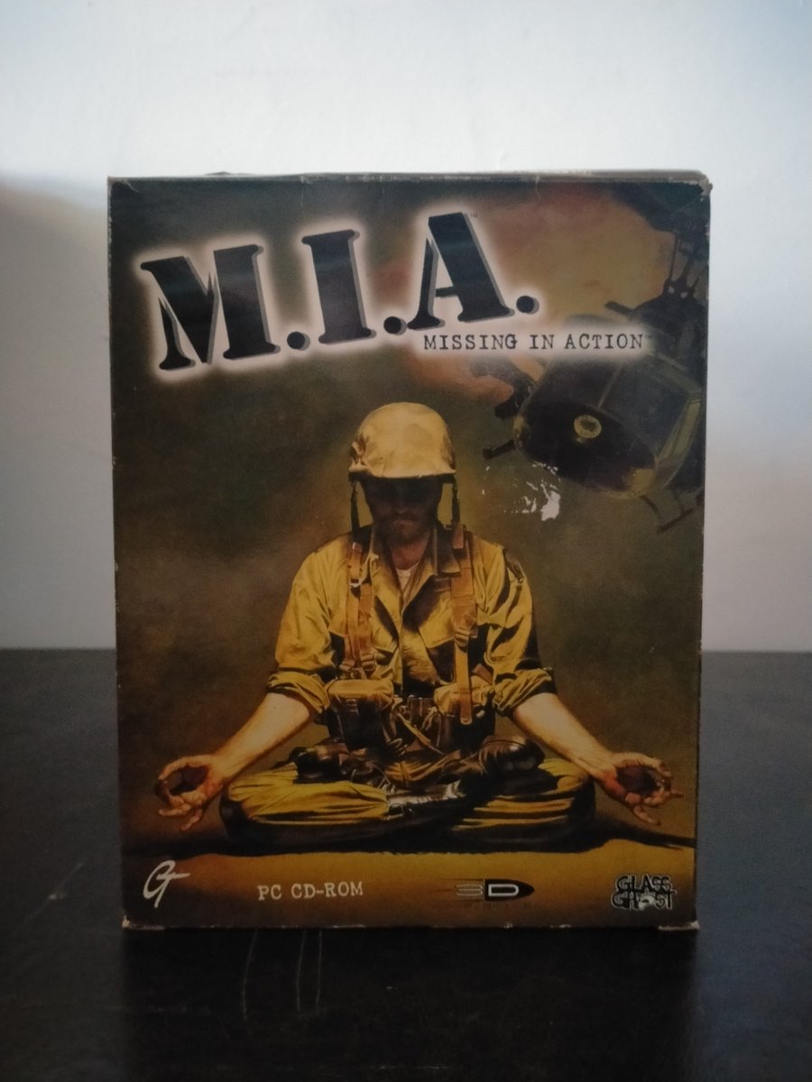 pcgamearchive's tweet photo. M.I.A.: Missing in Action prometía 26 misiones y 4 helicópteros sobre Vietnam. Pero hay una frase que sitúa inmediatamente su Big Box en otra época del PC: «3D accelerated».

Cuando la aceleradora gráfica todavía era un argumento de venta.

#pcgamearchive #bigbox #RetroPC https://t.co/xIVQflLivn