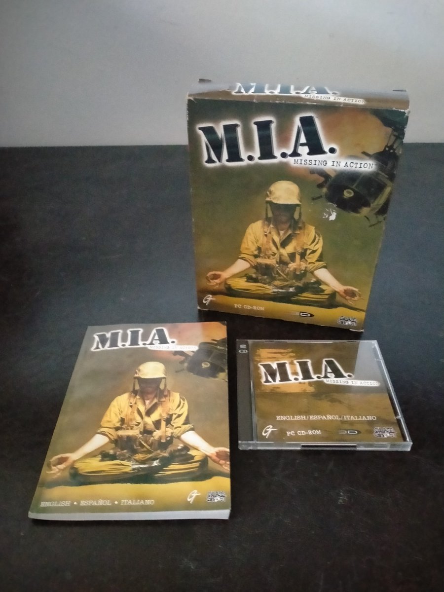 pcgamearchive's tweet photo. M.I.A.: Missing in Action prometía 26 misiones y 4 helicópteros sobre Vietnam. Pero hay una frase que sitúa inmediatamente su Big Box en otra época del PC: «3D accelerated».

Cuando la aceleradora gráfica todavía era un argumento de venta.

#pcgamearchive #bigbox #RetroPC https://t.co/xIVQflLivn