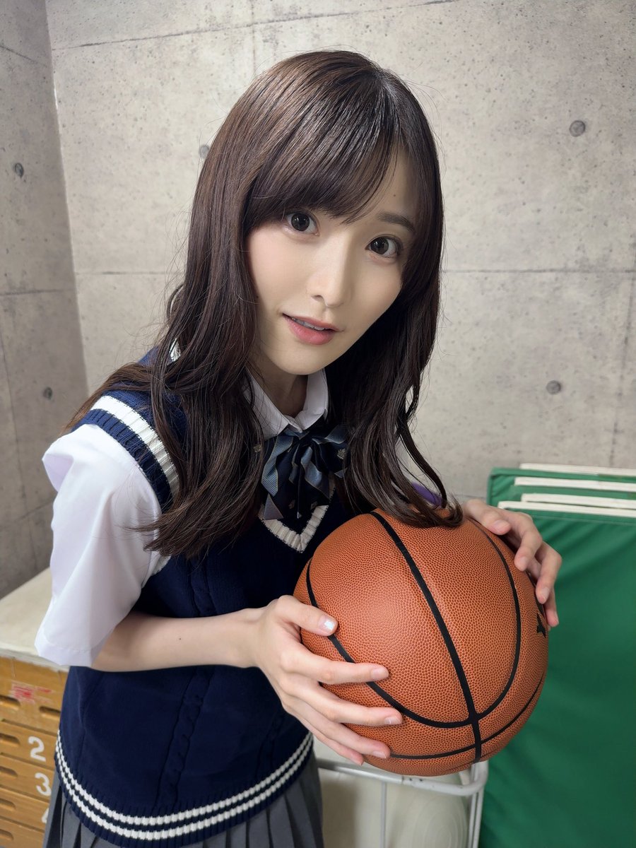 airi03030's tweet photo. この前女子高生になりました😊

カーブス 採用【公式】@curves_recruit_ 

また投稿されたら改めて告知しますね🎶 https://t.co/HyAW7IfbB2