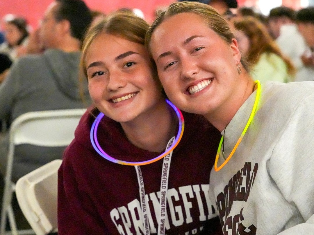 SpfldCollege's tweet photo. Springfield College President Mary-Beth Cooper welcomed all families to Family Weekend 2026 on Friday night. The annual "Family Bingo" event kicked off the weekend with hundreds of families enjoying a fun night with great prizes! 🔻 

#FamilyWeekend2026 #SpringfieldCollege https://t.co/DAmk14Obq5