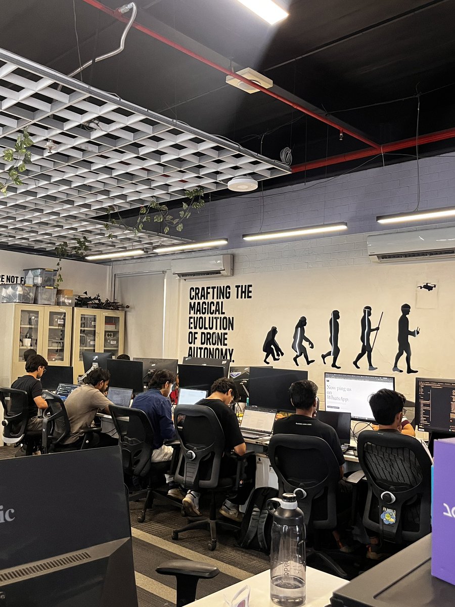 harzhad's tweet photo. we’re up!

@aihackersco https://t.co/daXUZhTg0A