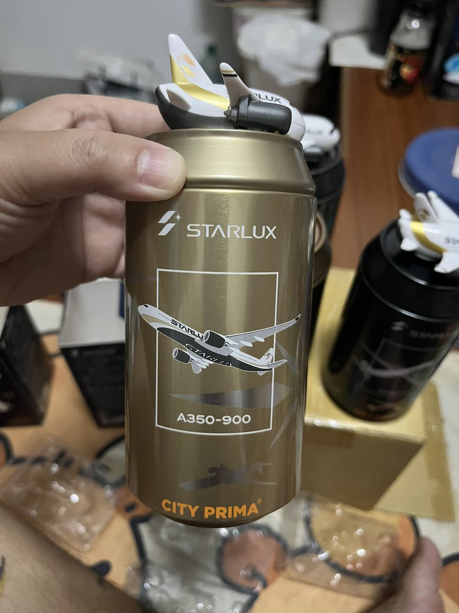Sin03635044's tweet photo. 買了之後覺得真的很雞肋…
可能因為我不是飛機迷？ https://t.co/IBp9uxmxXp