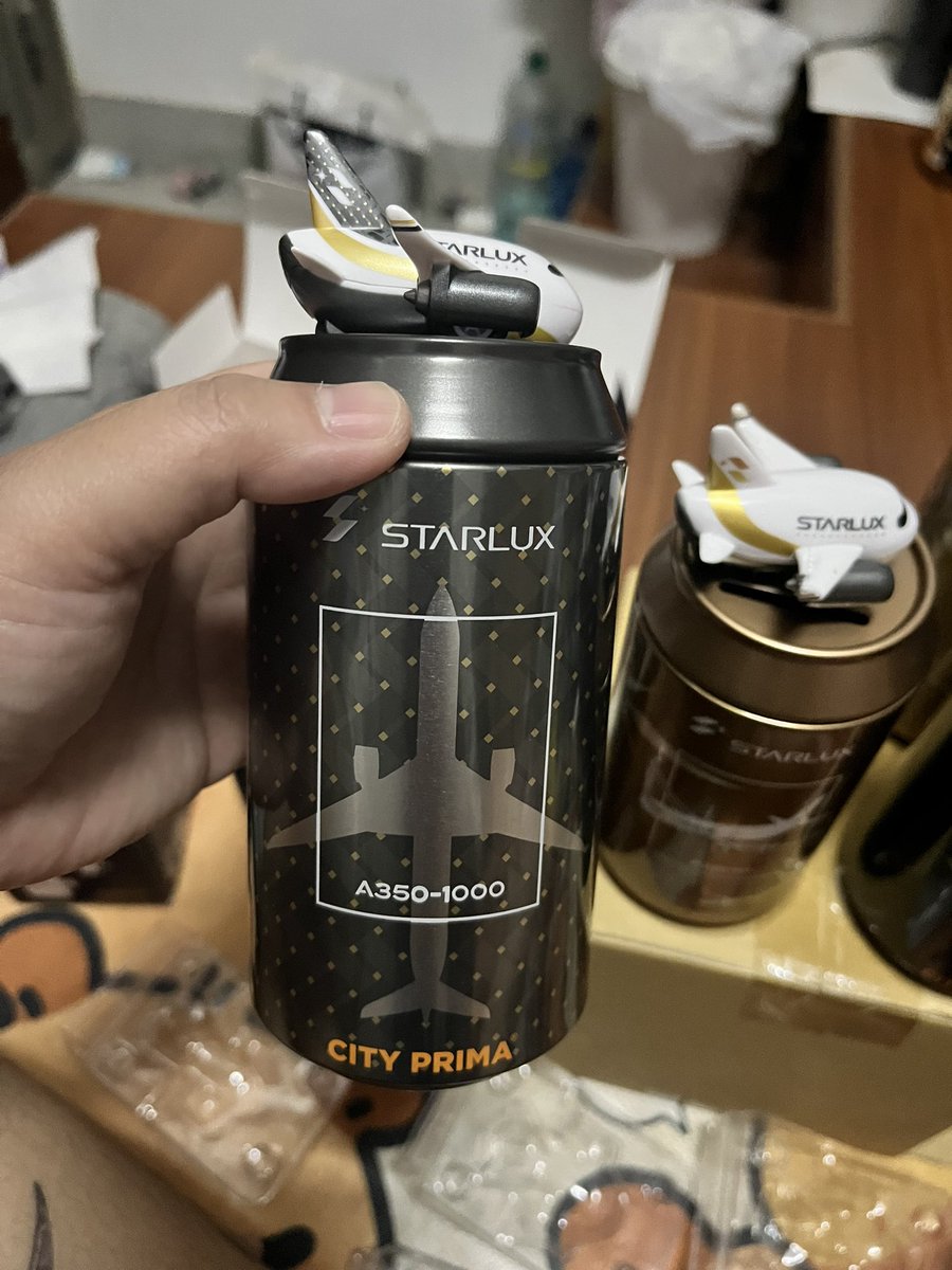 Sin03635044's tweet photo. 買了之後覺得真的很雞肋…
可能因為我不是飛機迷？ https://t.co/IBp9uxmxXp