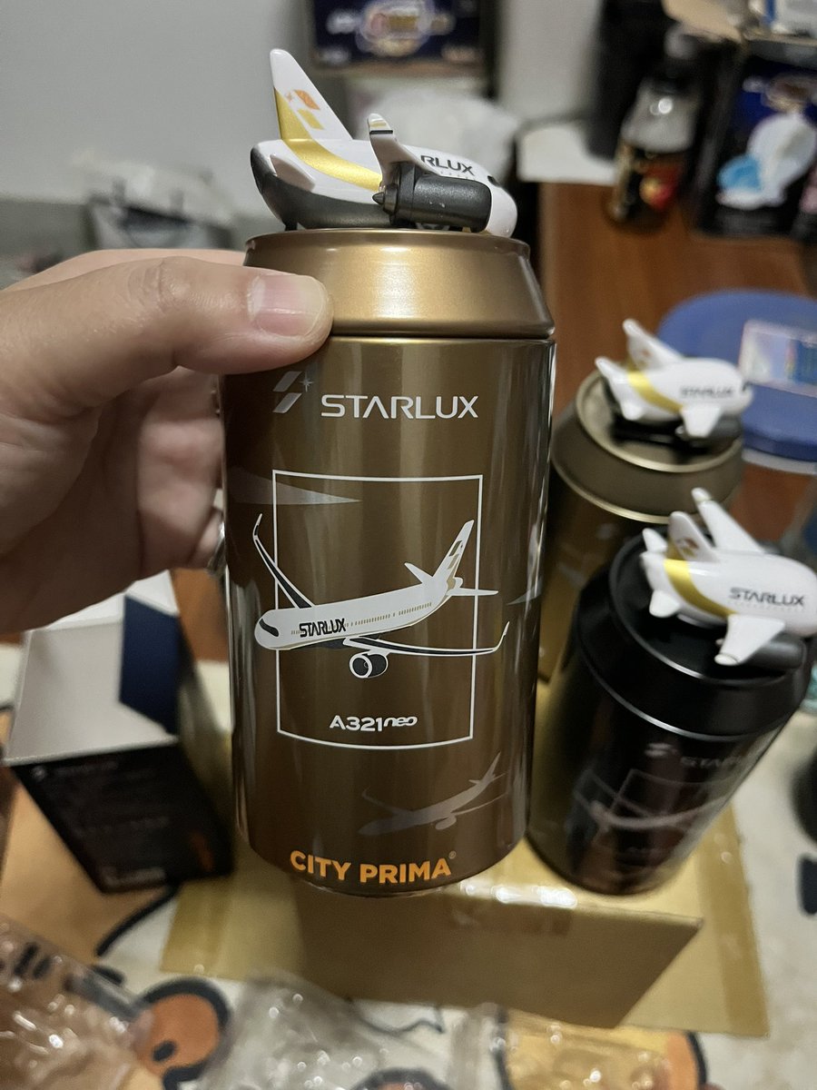 Sin03635044's tweet photo. 買了之後覺得真的很雞肋…
可能因為我不是飛機迷？ https://t.co/IBp9uxmxXp