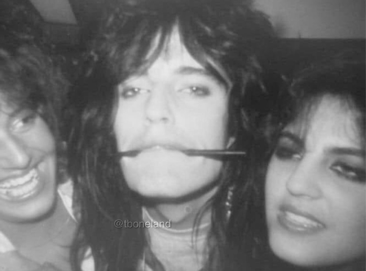 tboneland's tweet photo. @MrTommyLand with fans backstage 1984 ♥︎ https://t.co/0iCq8b5rTE