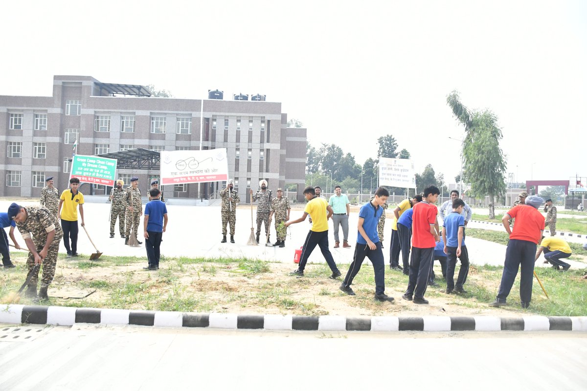gcjdrcrpf's tweet photo. Swachhata Hi Seva ( SHS) #SHS2026 campaign-2026 Programme was successfully carried out at KV School Saraikhas, Jalandhar (PB) as on 25/09/2026  with active participation of GC CRPF personnel along with Students and teachers  promoting cleanliness, hygiene, and community awareness https://t.co/DJmvhJmcFA
