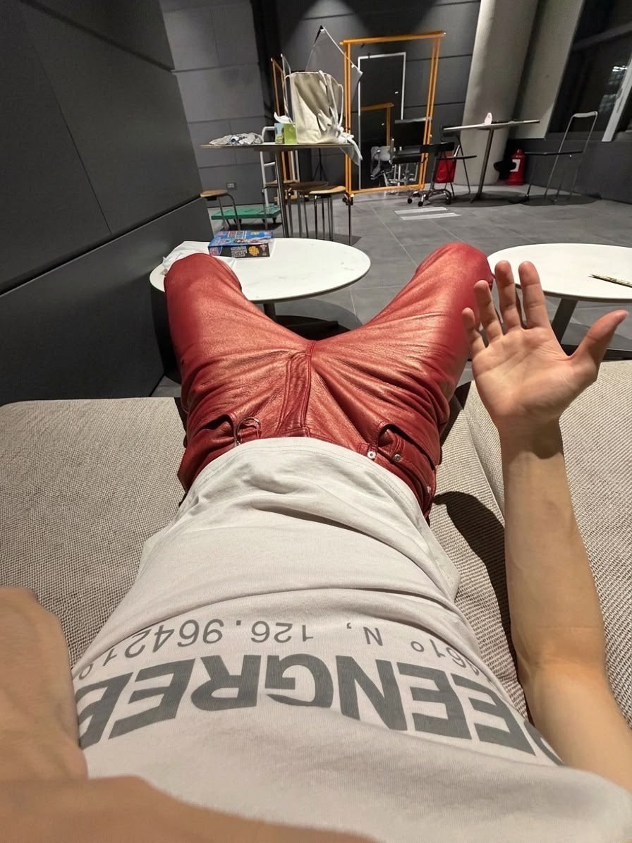 z20te's tweet photo. 이런 구도의 사진은 날 힘들게 해 https://t.co/TTFx59kXpB