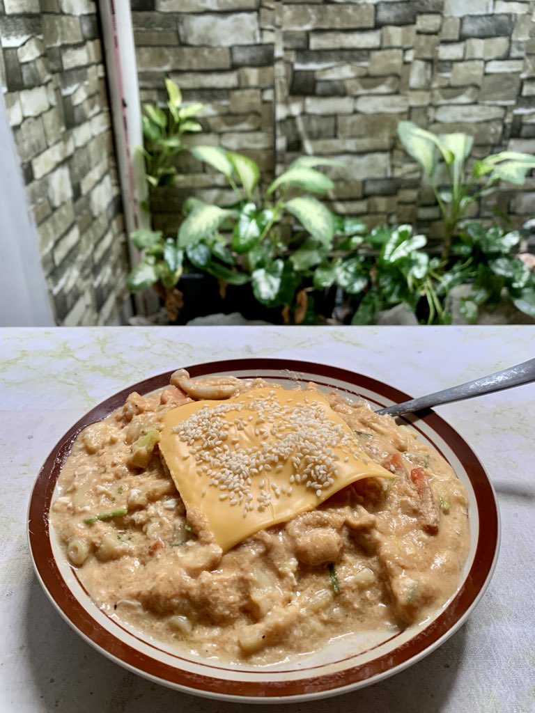IkTa33's tweet photo. @Vivhins Makaroni kuah resep suka2 isi otak https://t.co/o2twAxhkzr