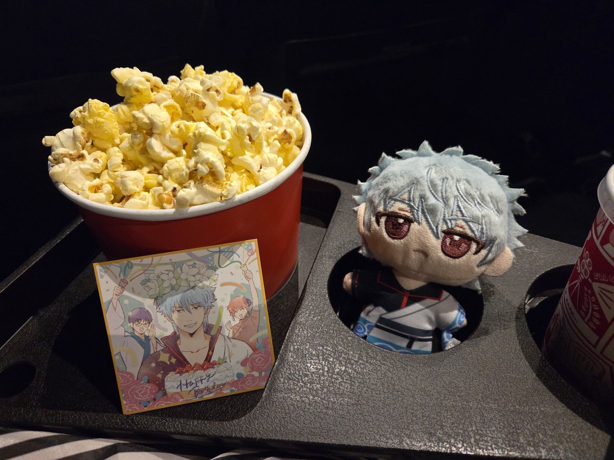 ginchan1129's tweet photo. 超炎上のライビュ行ったよ
銀魂の日、制定おめでとう🎉
…200コも違いわからなかった、修行不足だね https://t.co/KlxprwVaIy