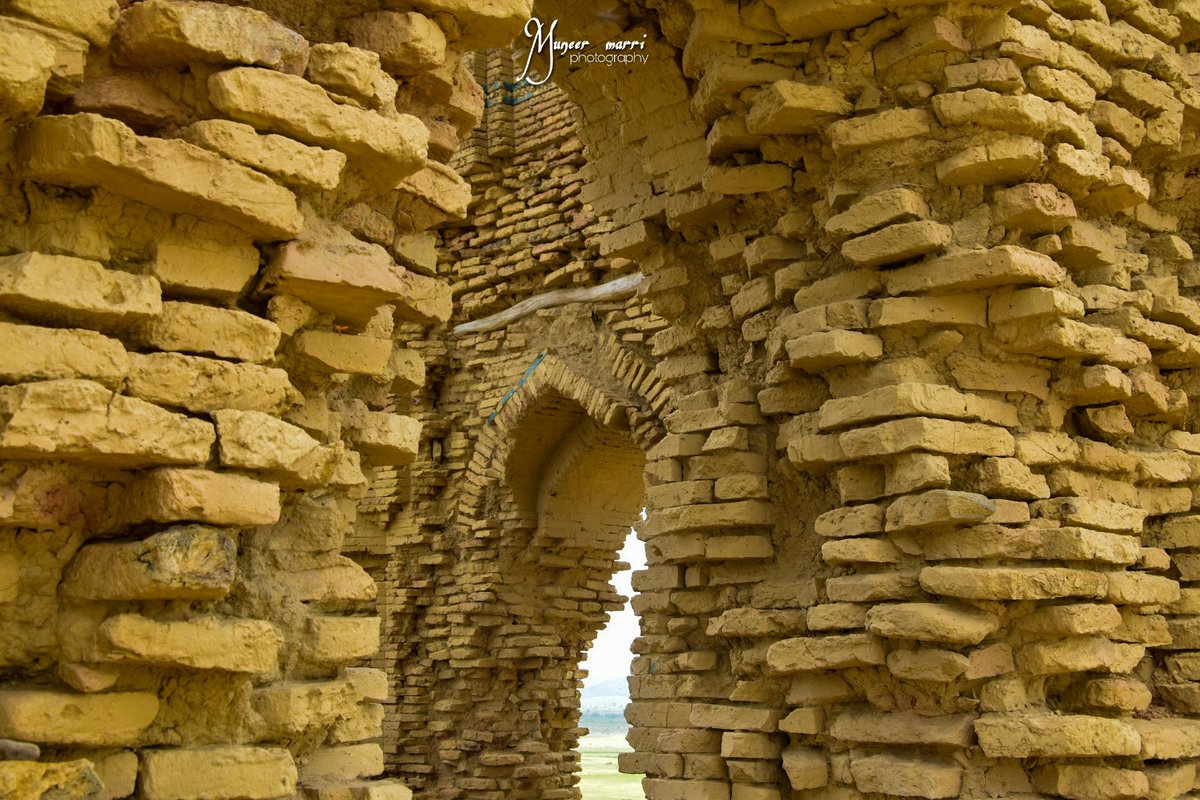 PhotographerMu5's tweet photo. Photographer Muneer Marri 📸⛰️ 
#Balochistan #Photograpgy #Pakistan #Mountains @dpr_gob 
@PakSarfrazbugti @PakPMO @GovtofPakistan @TDCPOfficial @DepttTourism @DirectorateGovt @tourism_archive @OfficialDGISPR  @CMOBalochistan @BBCWorld @dawn_com @PakistanJannatt #World https://t.co/b193R3iRL7