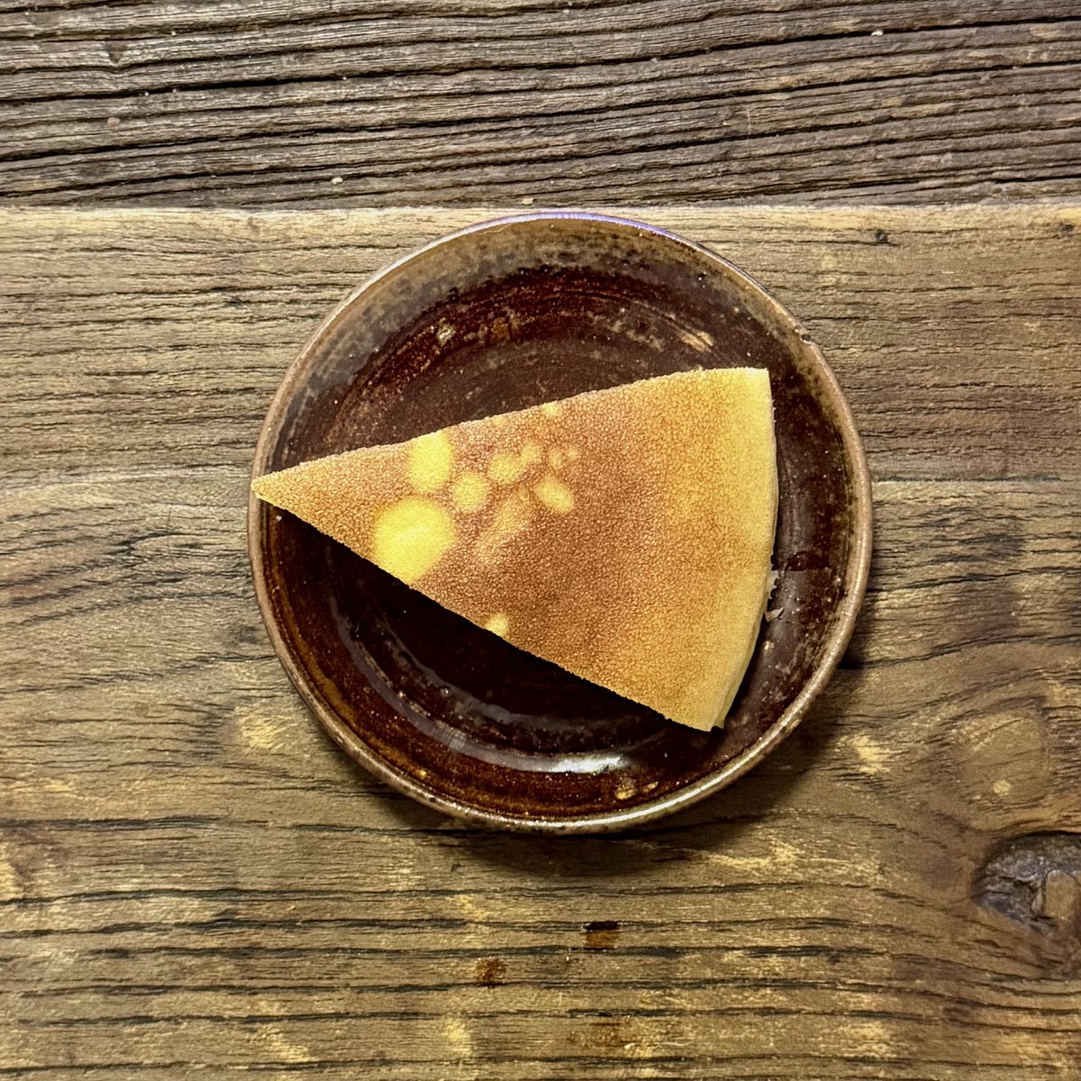 kurogaki0311's tweet photo. チーズケーキを作り乗せました。 https://t.co/EC3zDxBr4K