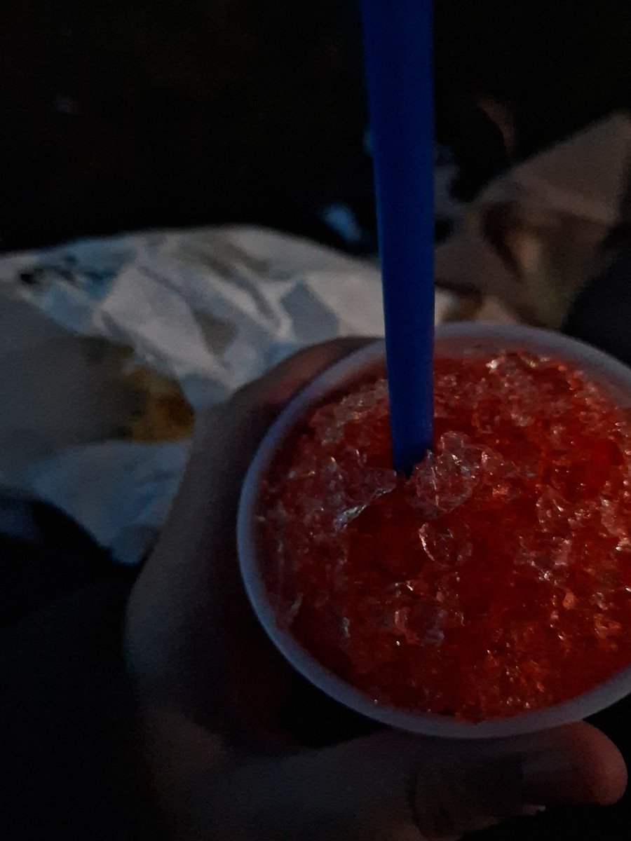 YuiiAfton's tweet photo. Taking caleb to a movie screening! :3

(Reupload bc forgot to block grok on the photos the first time 😭) https://t.co/0VtWicXW6l