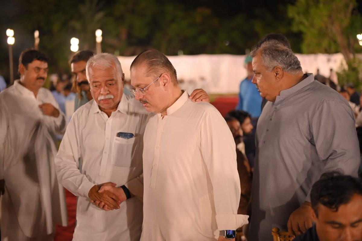 Umairjadoonppp's tweet photo. Date: 25/09/2026 
A dinner was hosted Senior Minister Sindh @sharjeelinam at Rawal House  in honour of the people of his constituency
On the occasion he met with the people listened to their concerns and assured them of necessary steps for the resolution of their issues . https://t.co/E5mLjscSmN