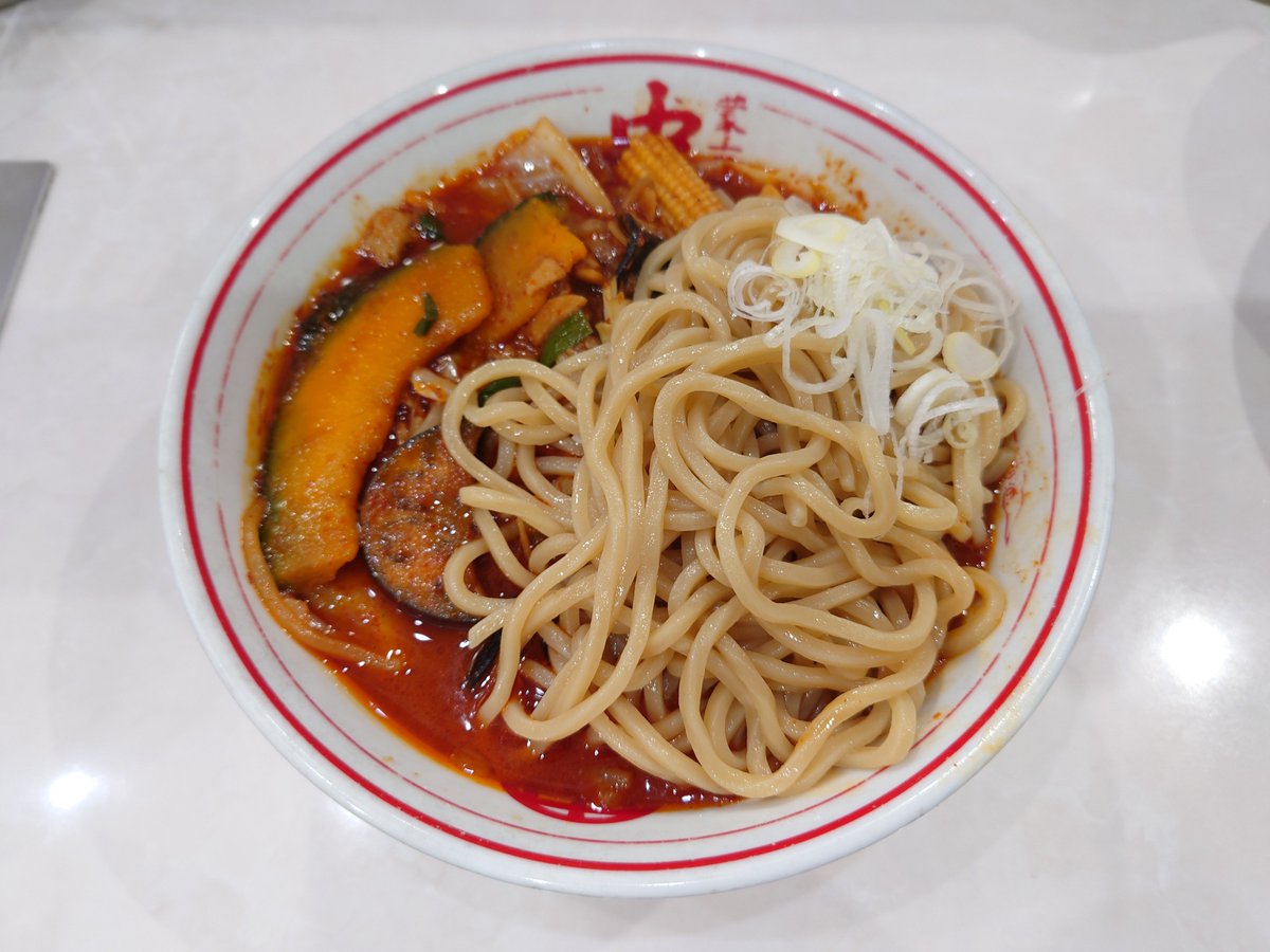 k8a2i8's tweet photo. 2026.09.25
蒙古タンメン中本 高崎店🌃
《9月限定》
●冷し味噌やさい秋(太麺/柔め)
✦野菜大盛、北極味玉🥚

大好きな限定🤤
豊田さん、あきえさん
ごちそうさまでした🙏 https://t.co/DNzYskUBJx
