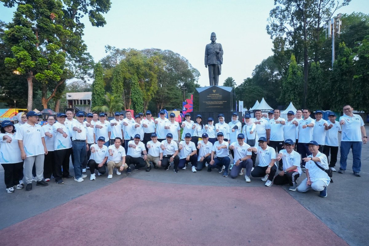 INFOBNN's tweet photo. SESTAMA BNN RI HADIRI FORSES, PERKUAT SINERGI TATA KELOLA PEMERINTAHAN

SESTAMA BNN RI Tantan Sulistyana menghadiri Forum Sekretaris Kementerian dan Lembaga yang digelar di Gedung D Kementerian Pendidikan Tinggi, Sains, dan Teknologi, Jakarta Pusat, Jumat (25/9). https://t.co/a4KiaNazn1
