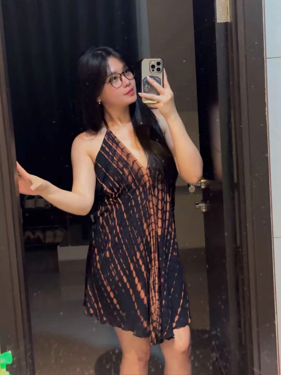 stacyismy's tweet photo. Selamat weekend dri aku yg blm mandi https://t.co/jXb7b2aKsL
