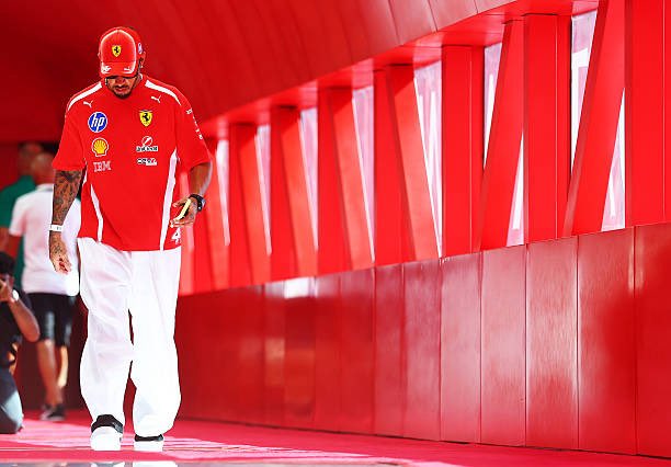 44inside_'s tweet photo. Lewis today 🇦🇿 https://t.co/Jd4A6Bad3D