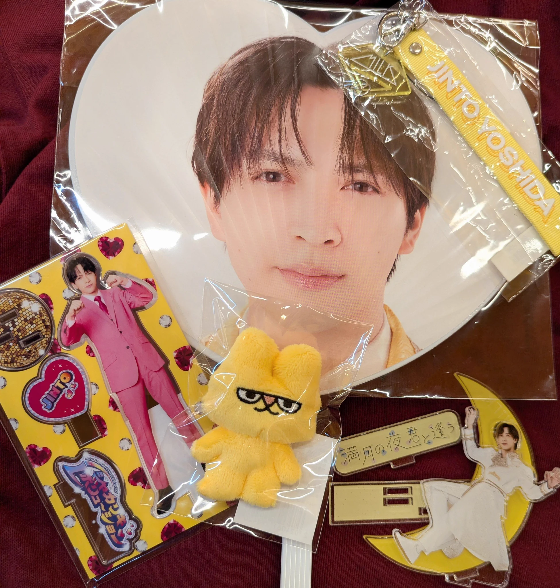  man Live DVD うちわ　ぬいぐるみバッチ まんだらけ福岡店男性アイドル على X: 