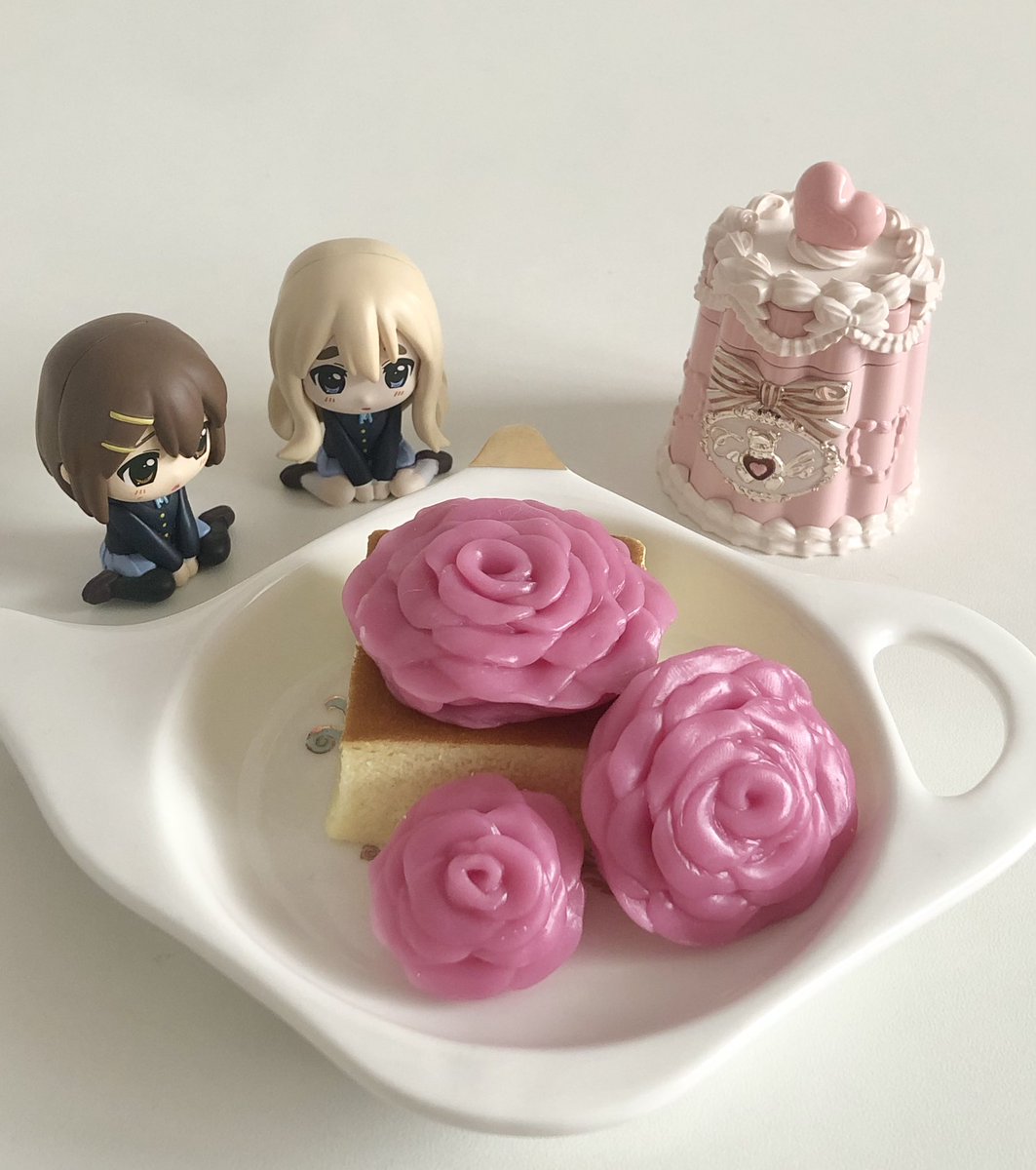 onyorem2's tweet photo. 𝑡𝑒𝑎 𝑡𝑖𝑚𝑒,,,꒰ა♡໒꒱ 🫖 https://t.co/m4NjN6OLvO