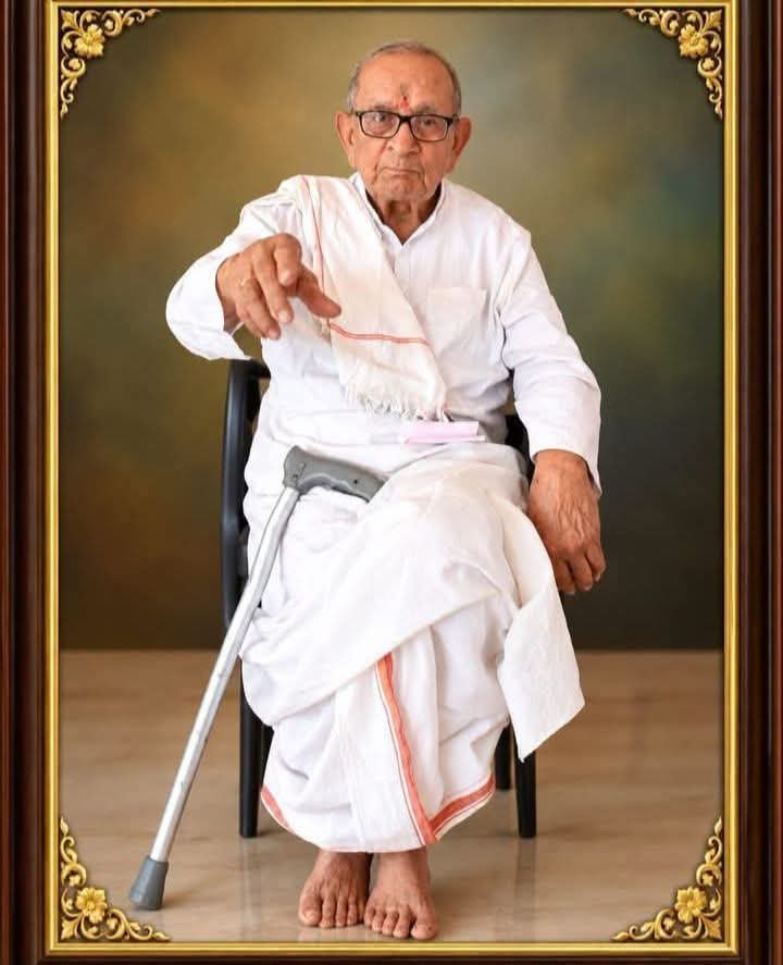 Bidhanvhp's tweet photo. শ্রী শান্ত রাম জি ভাই সাহেবের প্রথম মৃত্যুবার্ষিকীতে, একজন পূর্ণ-সময়ের প্রচারক যিনি তাঁর সমগ্র জীবন রাষ্ট্রীয় স্বয়ংসেবক সংঘের জন্য উৎসর্গ করেছিলেন, যিনি হরিহর অঞ্চল মাদকুদ্বীপের সংস্কৃতি ও ঐতিহ্য রক্ষা করেছিলেন, আমরা তাঁকে শ্রদ্ধা জানাই। https://t.co/IHgGfHWhe4