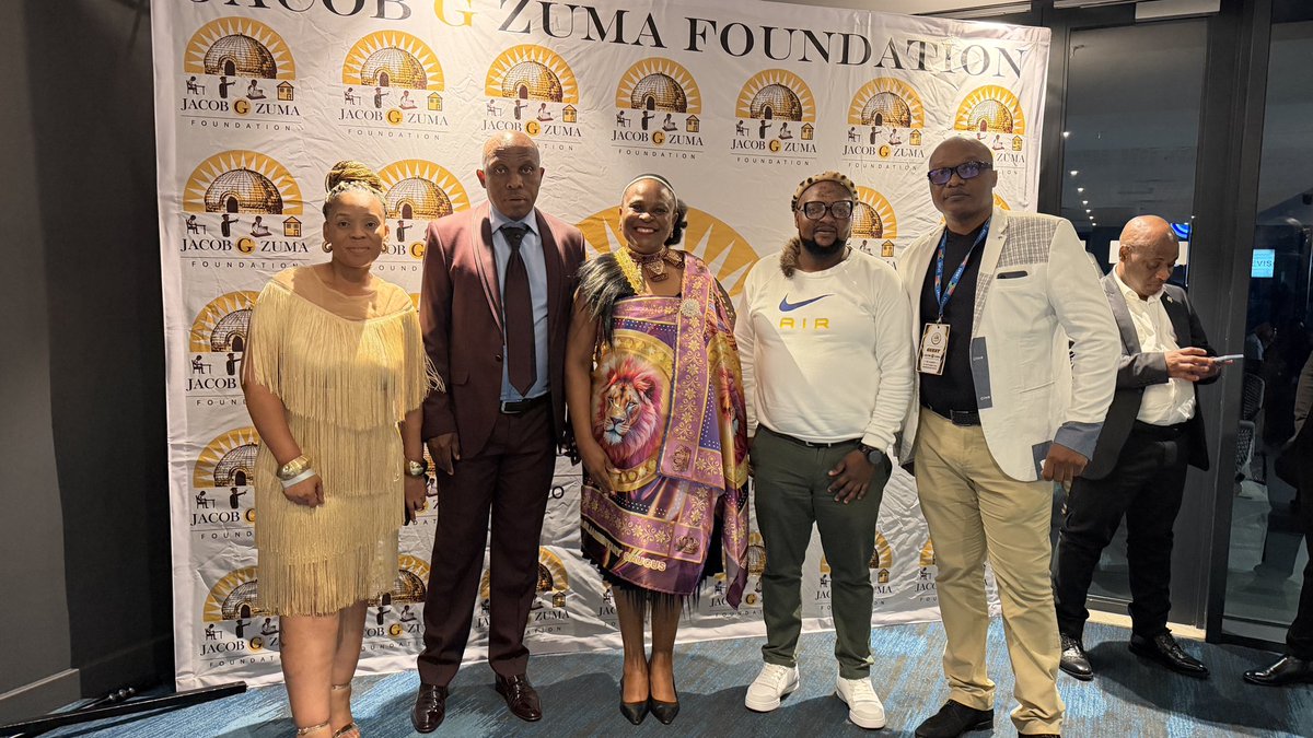 AdvBMkhwebane's tweet photo. JG Zuma Foundation re-launch 🖤💚 https://t.co/JGkOU6hWSh