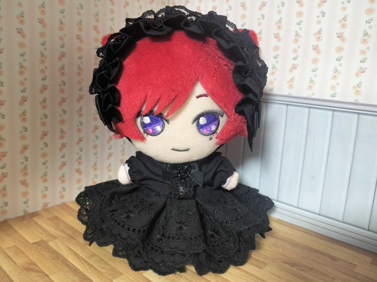 Limonium8daisy's tweet photo. #limonium_clothes

大変お待たせしました⟡.·*.
『Le noir』シリーズに新作登場です🖤 https://t.co/okxHJc48C3