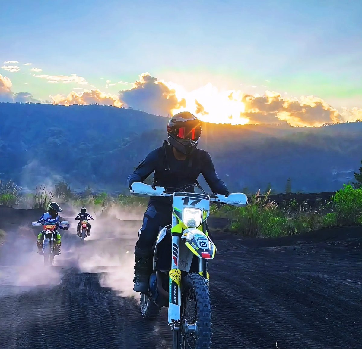 pooh05_'s tweet photo. 🏍🏔✅
🤿🌊✅

ditunggu wishlist selanjutnya harr 😅 https://t.co/tHS7YWQHlh