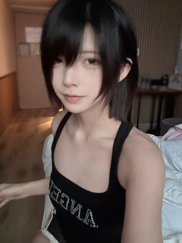 Lia376756268904's tweet photo. 誘われたら基本断らないまな板です https://t.co/aDBVu4f0b0