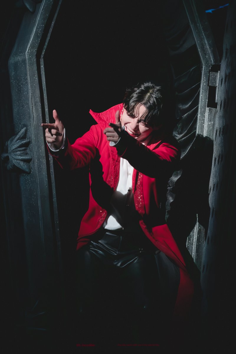 lucylallaice's tweet photo. 260925 뮤지컬 드라큘라 커튼콜위크 7PM
🔗https://t.co/JkQimDxYrf

#김준수 #XIA https://t.co/DFMMUdx0tn