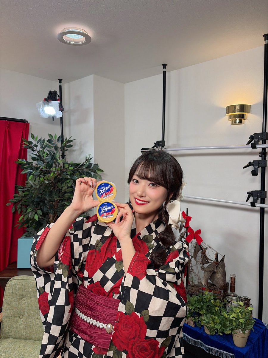 yukarisama_en's tweet photo. 𝜗𝜚 ── ⊹ ‧₊˚
　#ゆかむすび 第11回放送
　9/26（土）19:00 𝚂𝚃𝙰𝚁𝚃
　　　　　　　˚₊‧ ⊹ ── 𝜗𝜚

#七瀬つむぎ さん&amp; #薄井友里 さんを
ゲストに迎えてのご褒美回！🥳
美味しいものとスタンバイしてくださいね✨

📺 https://t.co/kzX0LjkWcz
📮 https://t.co/Sl842HbIlE

#天音ゆかり https://t.co/FVlqsgorgK