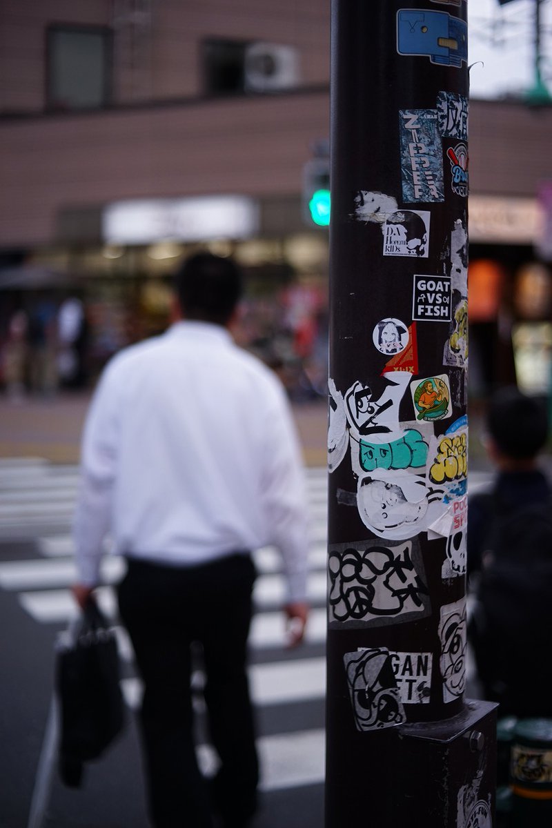 fineweather_har's tweet photo. 新大久保/午後
SONYα7 + Kern Macroswitar 50mm f1.8 https://t.co/45woYeMd94
