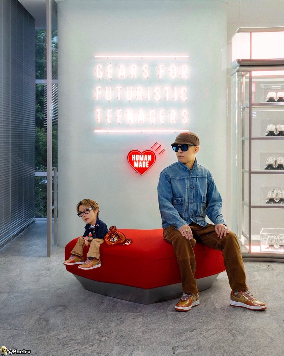 Phetru's tweet photo. j-hope x NIGO | Nike Air Force 1 https://t.co/gIMBefhAtv