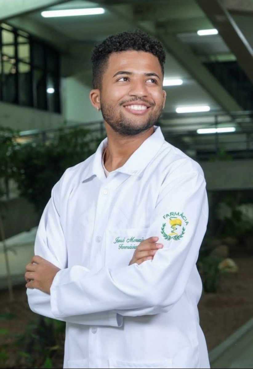 josumoraisdm's tweet photo. Dia Internacional do Farmacêutico 🫶🏽💊🌹
Meu dia foi péssimo pra variar, mas desejo que nossa classe avance e se una.

#Farmaceutico
#Diainternacionaldofarmaceutico https://t.co/jcdRB0Kxvm