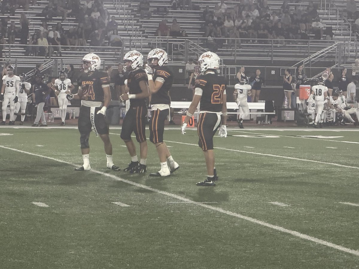 FernandoMDonado's tweet photo. ElMo leads 10-0 in 2nd.
@OCSportsZone 2026 🏈 #FNL #WeekFIVE @THHSMustangs 🩶💙🆚 @elmodenafb ❤️💛 from Fred Kelly Stadium.
Coverage coming on our FREE website https://t.co/fNSrRvzDg7
@TimBurtIrvine @ElMoAthletics @TrabucoHillsAD
📸©️: @FernandoMDonado, For OC Sports Zone https://t.co/Uvrenwov82