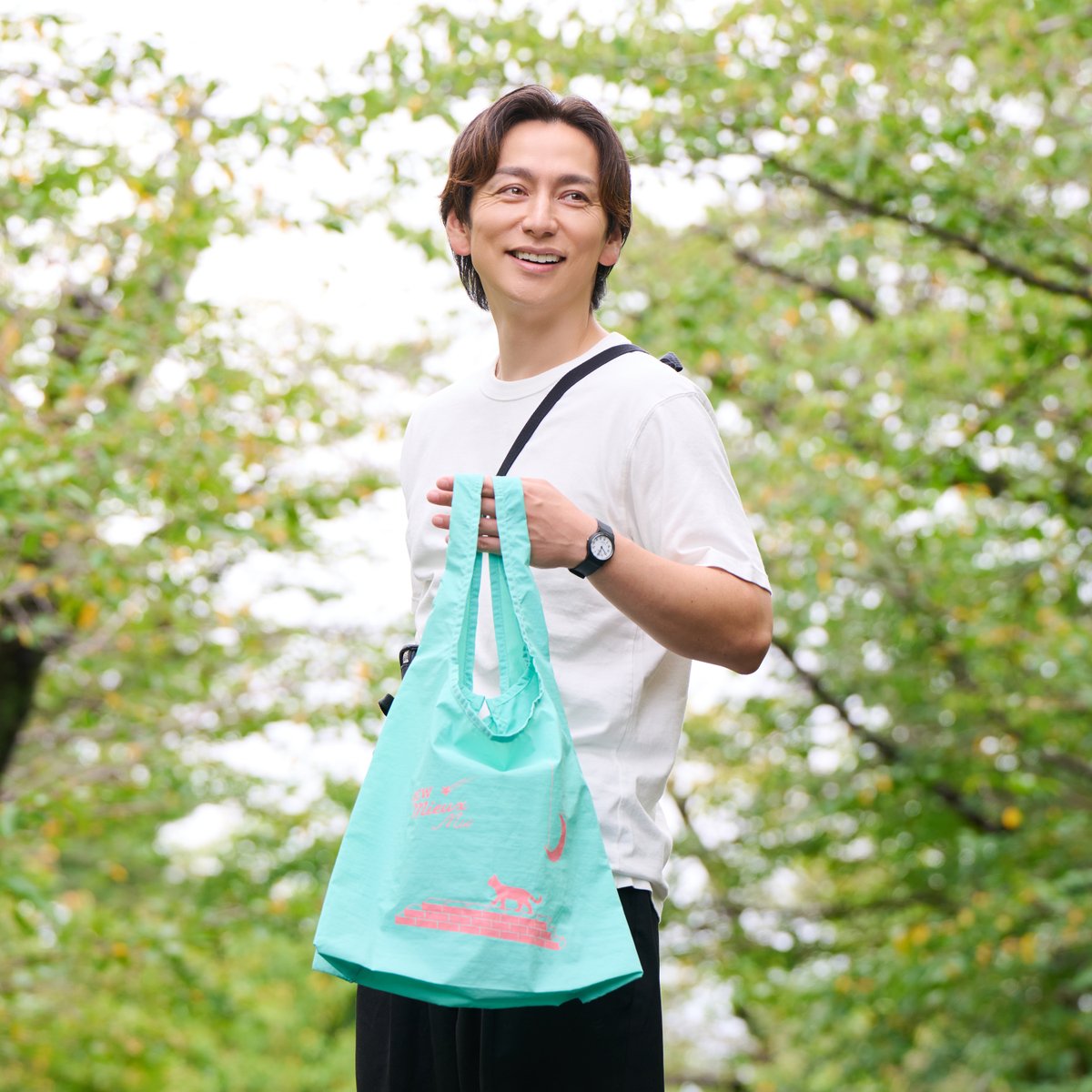 wow_yoshimu's tweet photo. ⠀⠀#芳雄のミュー 新商品 🎁
＼✨オンライン販売決定🛒／

『芳雄のミュー Dream Fes.』で大好評だった
新商品4点がWOWOW百貨店に登場✨

🐾チケットホルダー（Dream Fes.）
🐾座ミュ団（ざぶとん）
🐾ドリーミュアイマスク
🐾トートバッグ（Dream Fes.）

10／1（木）より数量限定で販売開始‼ https://t.co/IWcwS2Yoj5