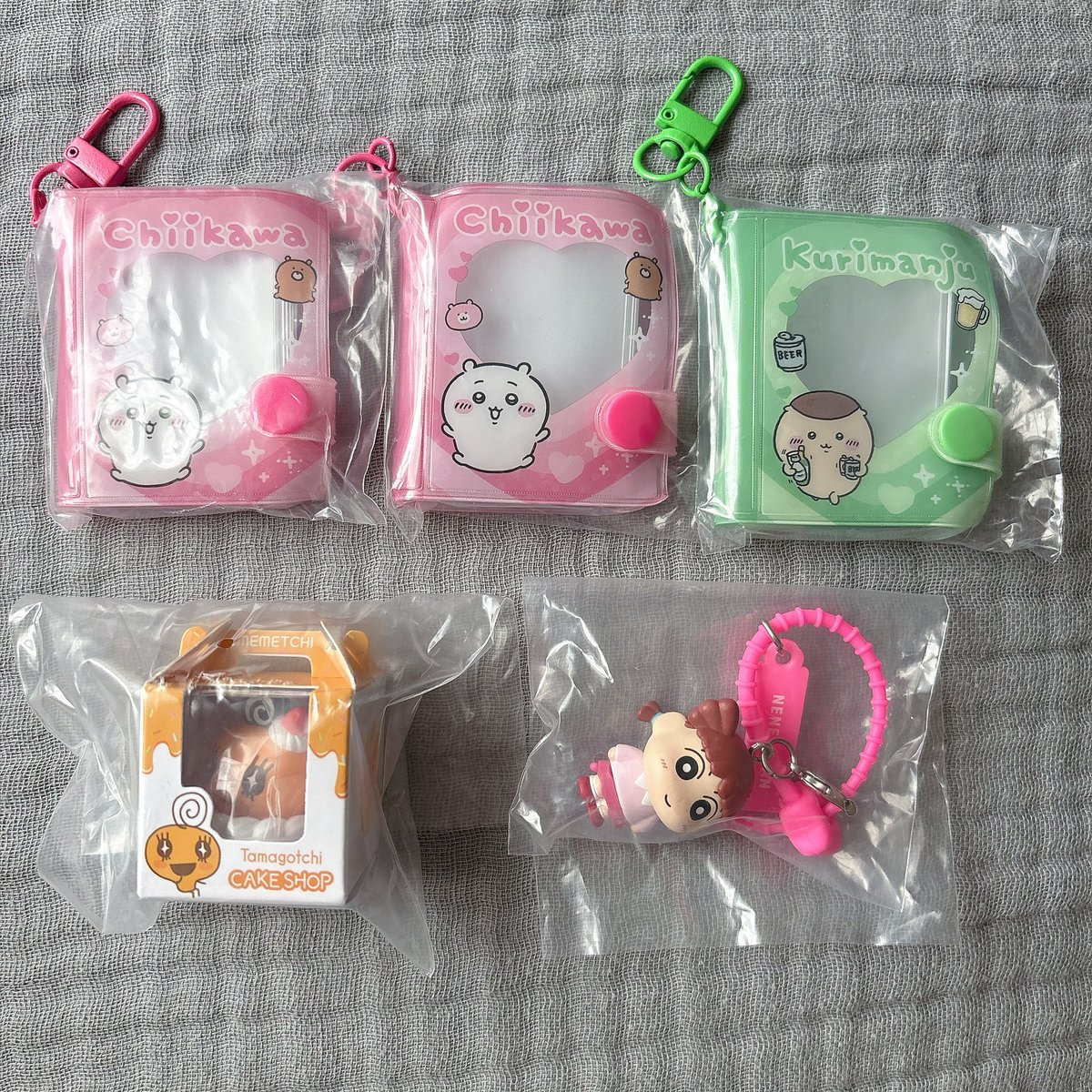 _BalladPrince's tweet photo. 【交換/譲渡】 ちいかわ ミニコレクトブックキーホルダー たまごっち ケーキチャームコレクション クレヨンしんちゃん カラフルマルチチャーム

譲：
・ちいかわ くりまんじゅう 
・めめっち
・ネネちゃん

求： 
ハチワレ みみっち ふらわっち しんちゃん シロ or 定価

※画像2枚目ご確認ください https://t.co/El4PJKunt9