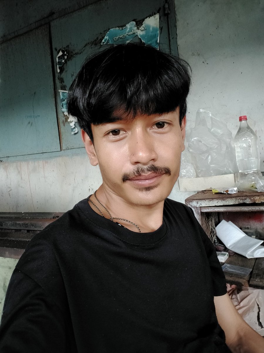 CPhinas's tweet photo. รูปไม่หล่อมีสิทธิ์ไหมครับ
#สุรินทร์ https://t.co/5aOmnnKzPE