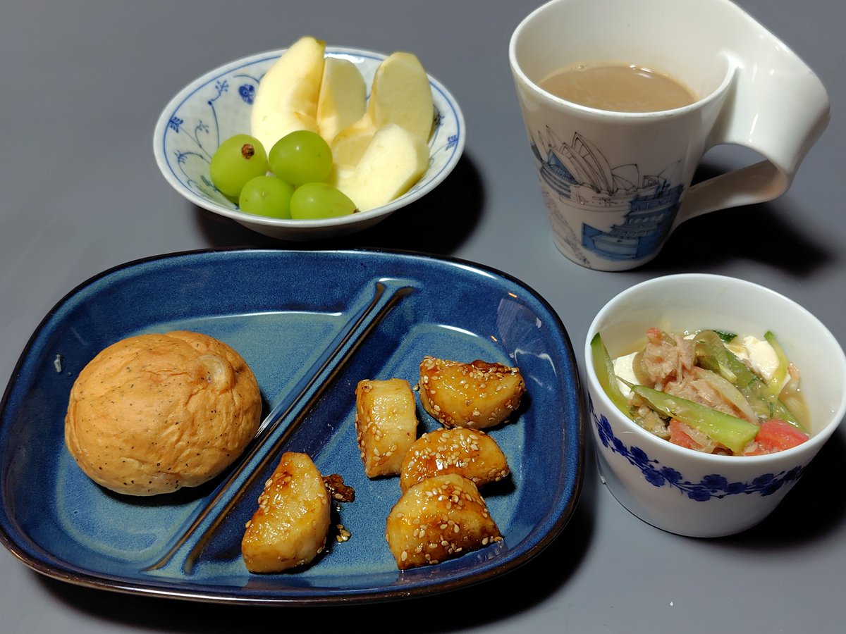 chokenko1's tweet photo. 今朝🥣🌅は600kcal。

昨日の🏊

・Fr300m 
・キックIM200m
・IM プル100m✕4、スイム100m✕4

ひとりで行くのはなかなかモチベーションを保つのが大変なんだけどマイプールにはお風呂♨️があるのが有難い。

#カロママ　#ダイエット　#水泳 https://t.co/kdFPfF6RE8