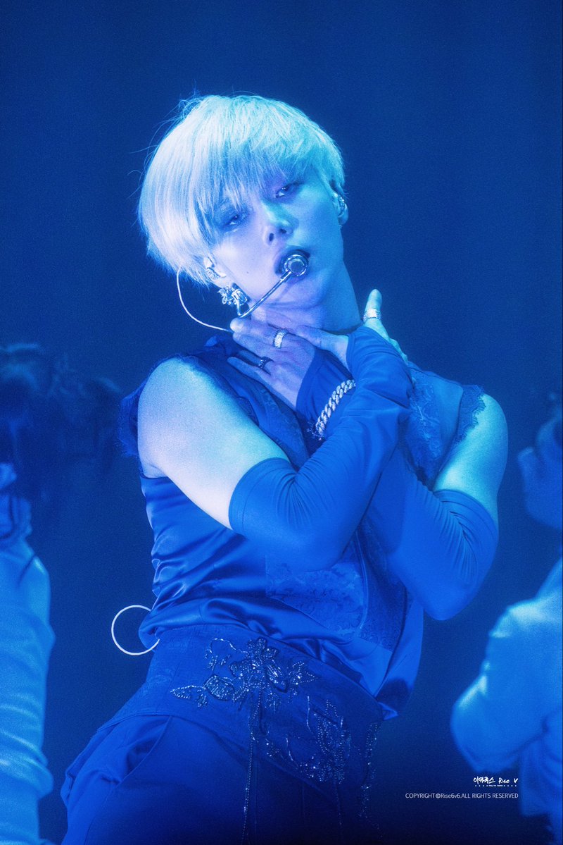Rise6v6's tweet photo. 20260918-0920<LiMiNaL> 

@Taemin_Xoalsox_ 
#태민 #泰民 #TAEMIN #テミン
#TAEMIN_LiMiNaL 
#TAEMINWORLDTOUR 
#TAEMINTOUR https://t.co/xKLiIHbCFh