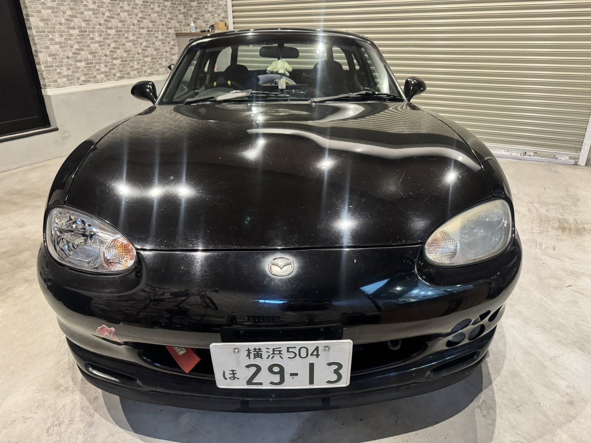 MatzoRotary's tweet photo. ヘッドライトも右が新品になってしまったので、左磨きましょう🫠 https://t.co/uxmSYAahgG