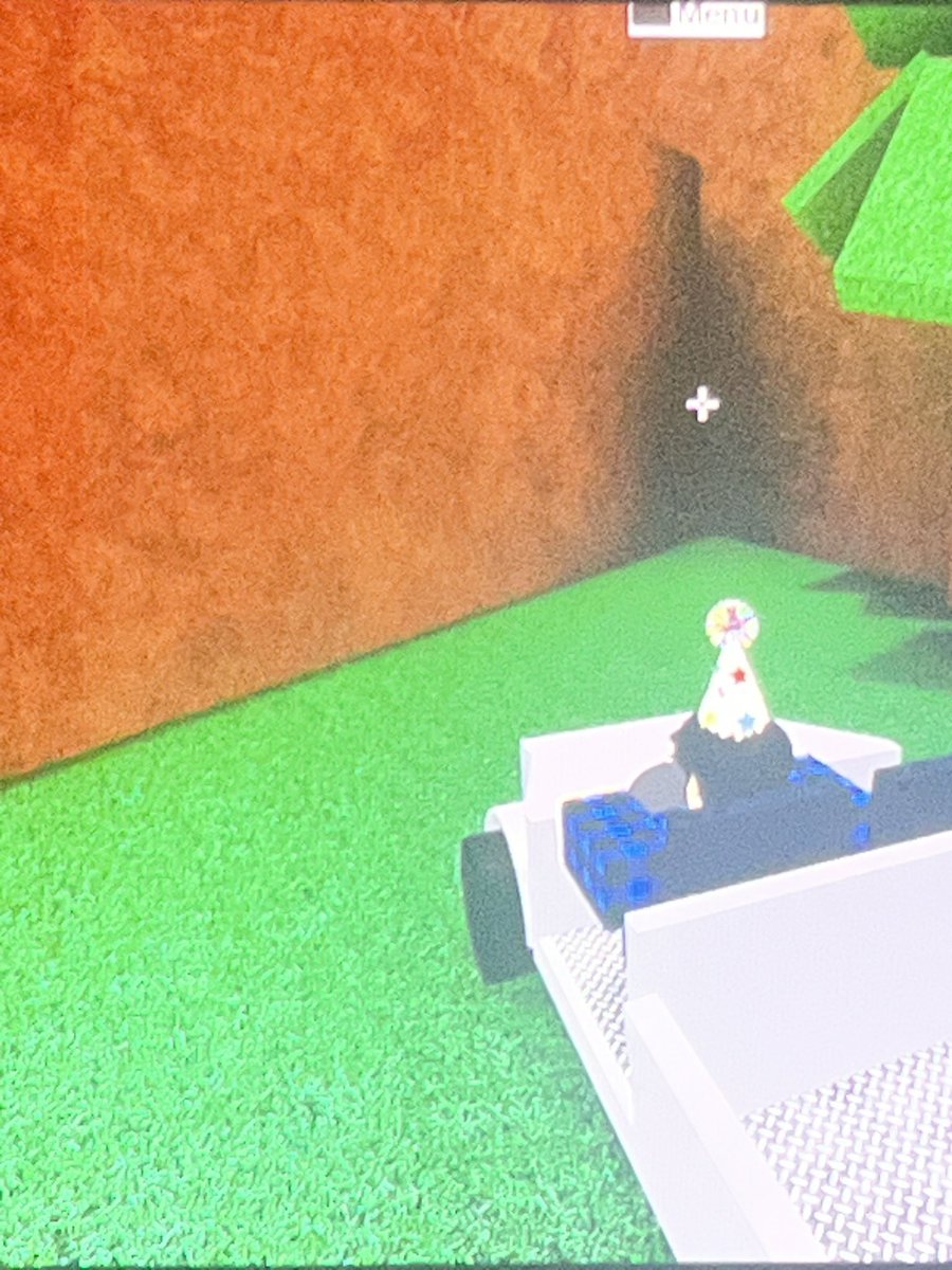 Atv29's tweet photo. Doing the lumber tycoon 2 quest, where the fuck is the ladder? I’ve rejoined three times, where is it? https://t.co/ZS0pF1fHWD