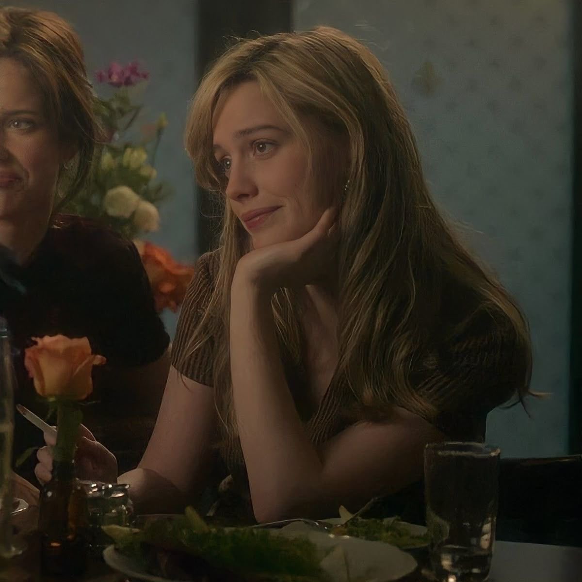 rabbitsaints's tweet photo. her hair in this show man omg https://t.co/JDZBBngsm1