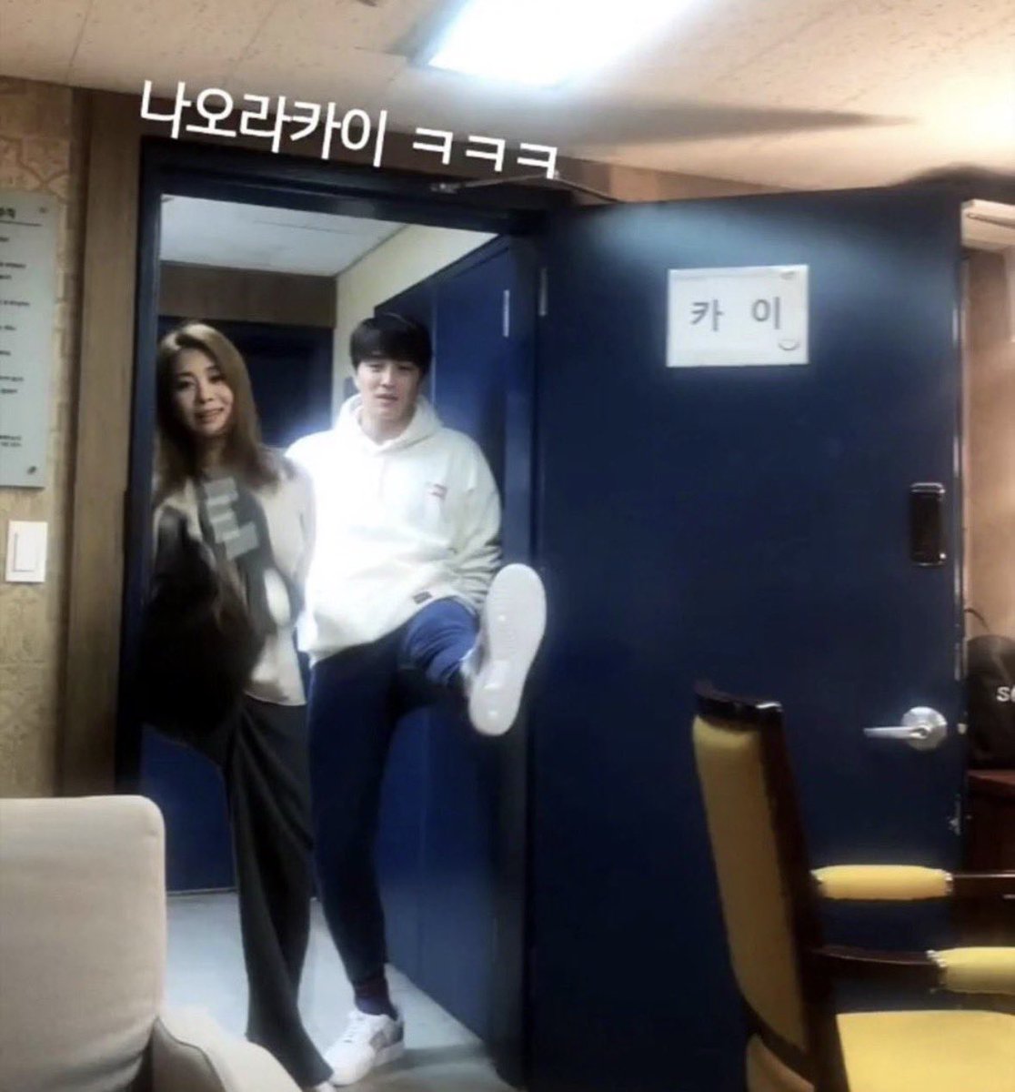 skxxin's tweet photo. @danredbeen 이렇게 된 이상 #열려라카이 https://t.co/6hWaiVJwvi