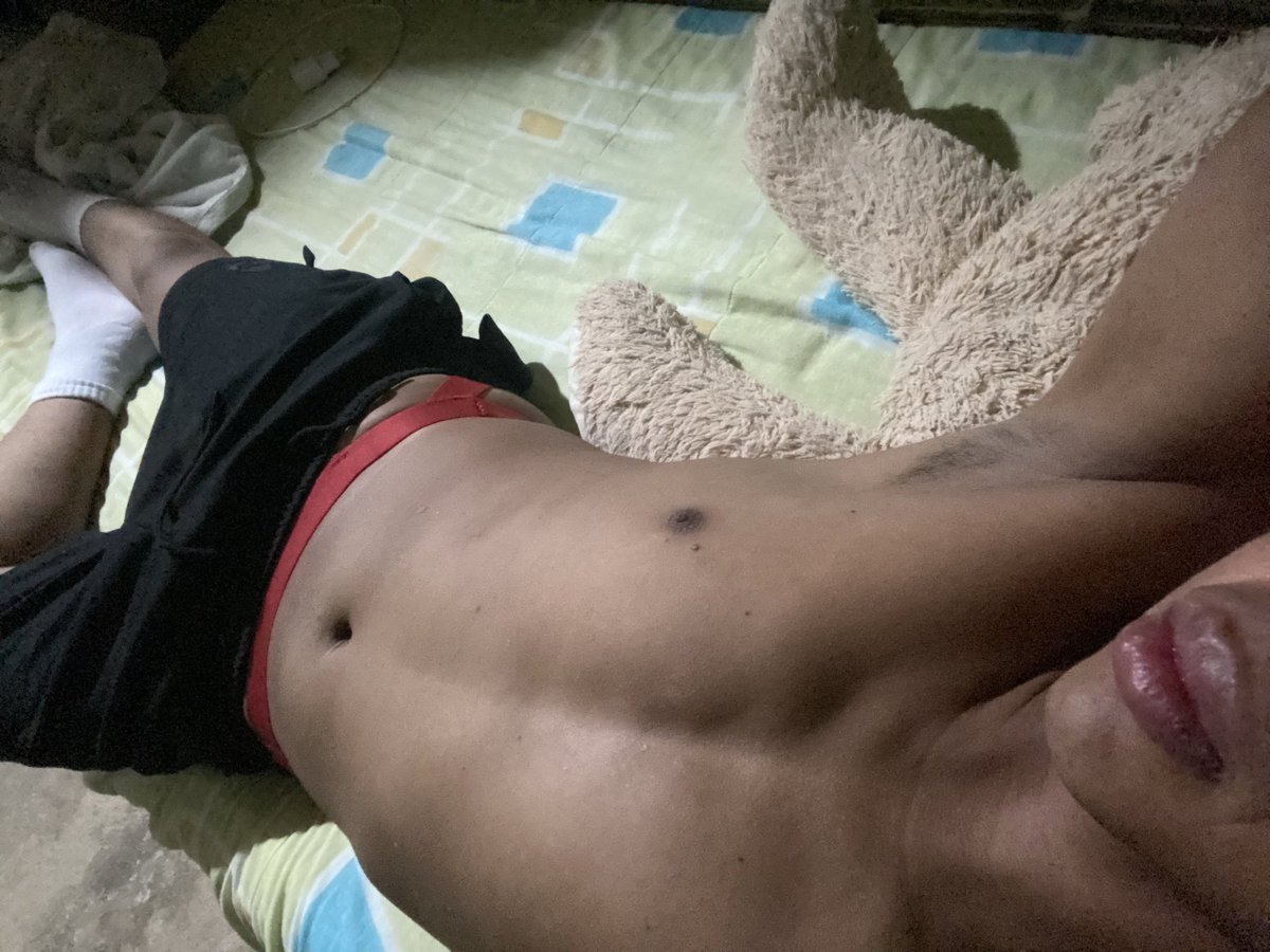 Gerson1817's tweet photo. -terceiro dia de academia.. já tou mortin rsrs 😮‍💨🥵 https://t.co/cflmIwIO2x