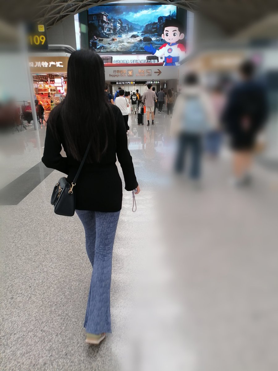 woodkore's tweet photo. 已到成都，期待精彩。 https://t.co/RisHMimBVh
