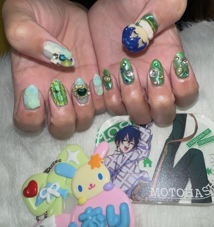 charlemkoenji's tweet photo. 🍀｡*✧🍸
　
イメージネイル+お持ち込みパーツ

misa🐾　

ご予約はプロフィール欄のホットペッパーよりお待ちしております🙇‍♀️ https://t.co/nofd5RZQI9