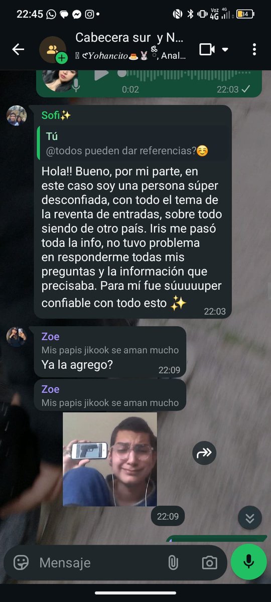 yunie_v's tweet photo. @mikuplayer001 A mi igual me estafo, te hacia entrar en confianza y que caigas la muy hija de puta, hasta te daba referencias de las demás chicas que estafo, gorda puta, jugo con el deseo de varias de tener una entrada, ojalá la hagan mierda apenas este en la fila para los de VIP https://t.co/huPDXFXFin