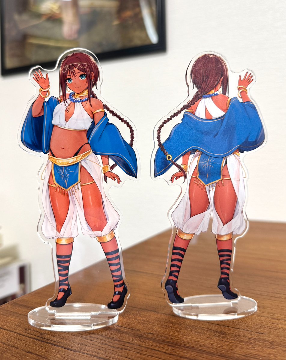 aobmht's tweet photo. 『サン王子は妻になりたい』
２巻を今予約すると、
作者が全額自費で作ったむちむち褐色男の娘王子両面15cmアクスタがついてきます！！（通常版＋110円）

サンプルよりちょっとぱっかーんしちゃいましたが、
この機会にサン王子をぜひお手元に🌻
青辺の印税をゼロにしよう！

🌻予約は10月2日まで🌻