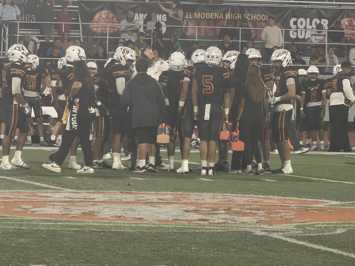 FernandoMDonado's tweet photo. HT ElMo leads TH 10-7
@OCSportsZone 2026 🏈 #FNL #WeekFIVE @THHSMustangs 🩶💙🆚 @elmodenafb ❤️💛 from Fred Kelly Stadium.
Coverage coming on our FREE website https://t.co/fNSrRvzDg7
@TimBurtIrvine @ElMoAthletics @TrabucoHillsAD
📸©️: @FernandoMDonado, For OC Sports Zone https://t.co/ZDGcqGaEvQ